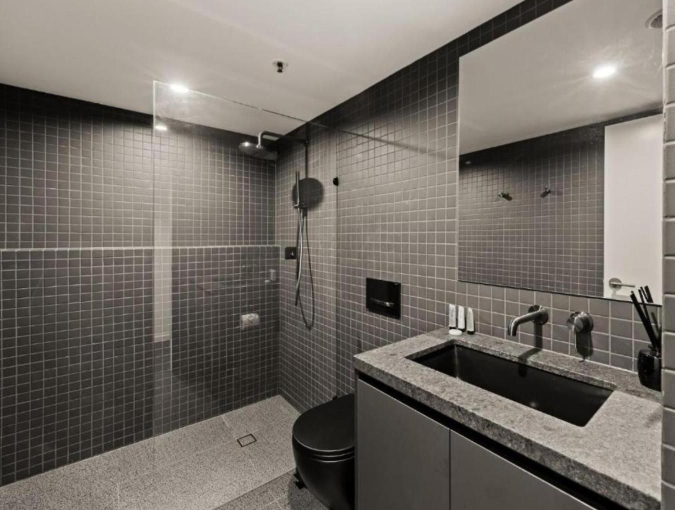 Luxury Woolstore Teneriffe Apartment *
