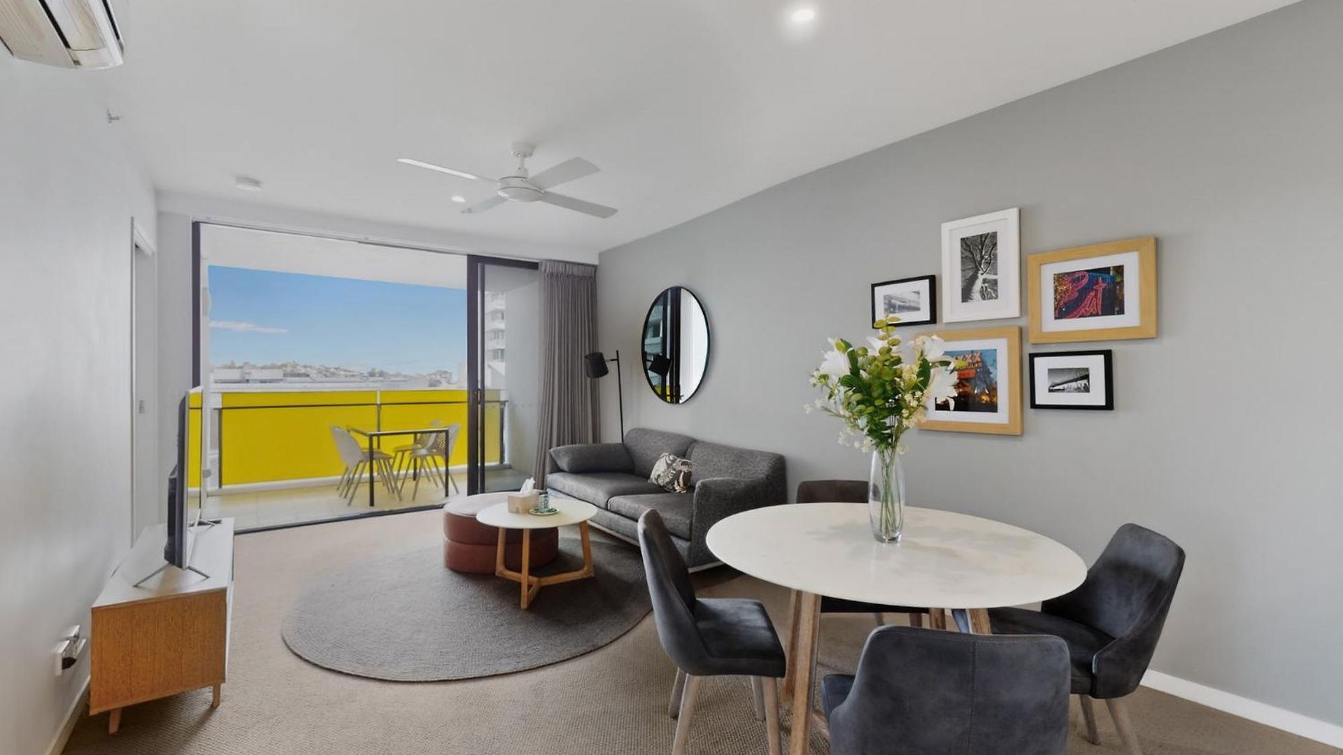 Hamilton Portside Luxe Level 5 Apartment