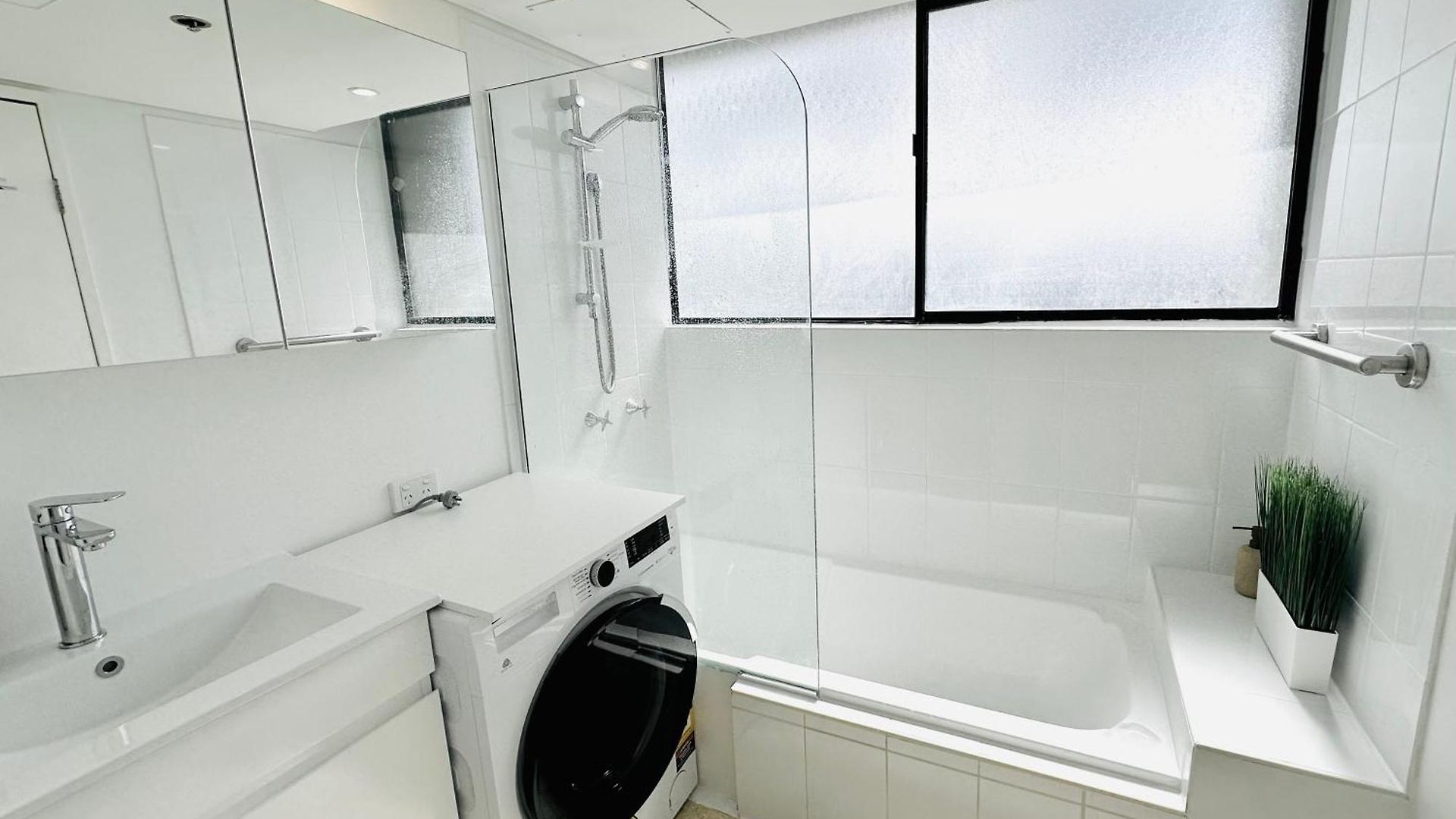 Quay To The City! Spacious, Stylish,