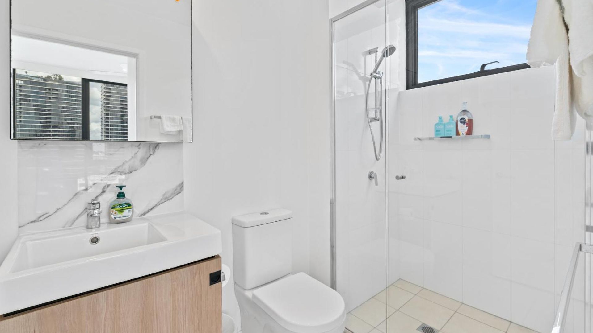 The Cityscape Pad With 2br, 3-bed & Free Parking Apartment Brisbane