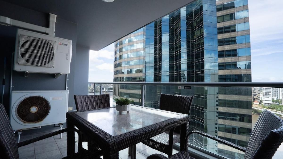 Brisbane City Apartment * Brisbane