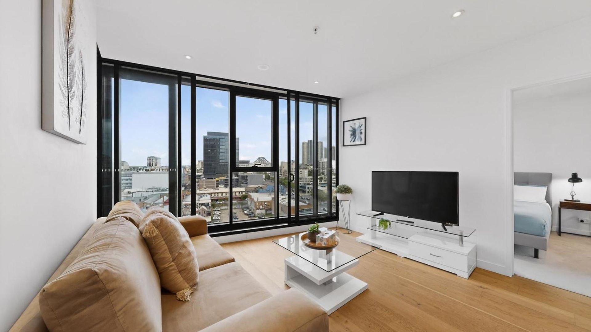 Alfred Street Retreat 2br Parking Pool & Gym *