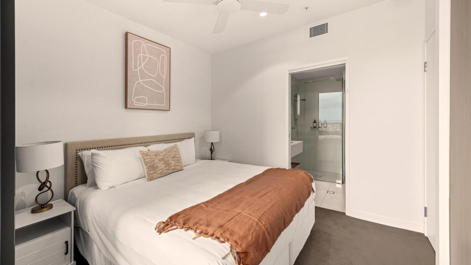 Apartment Queen's Wharf | South Bank & River Views | Pool