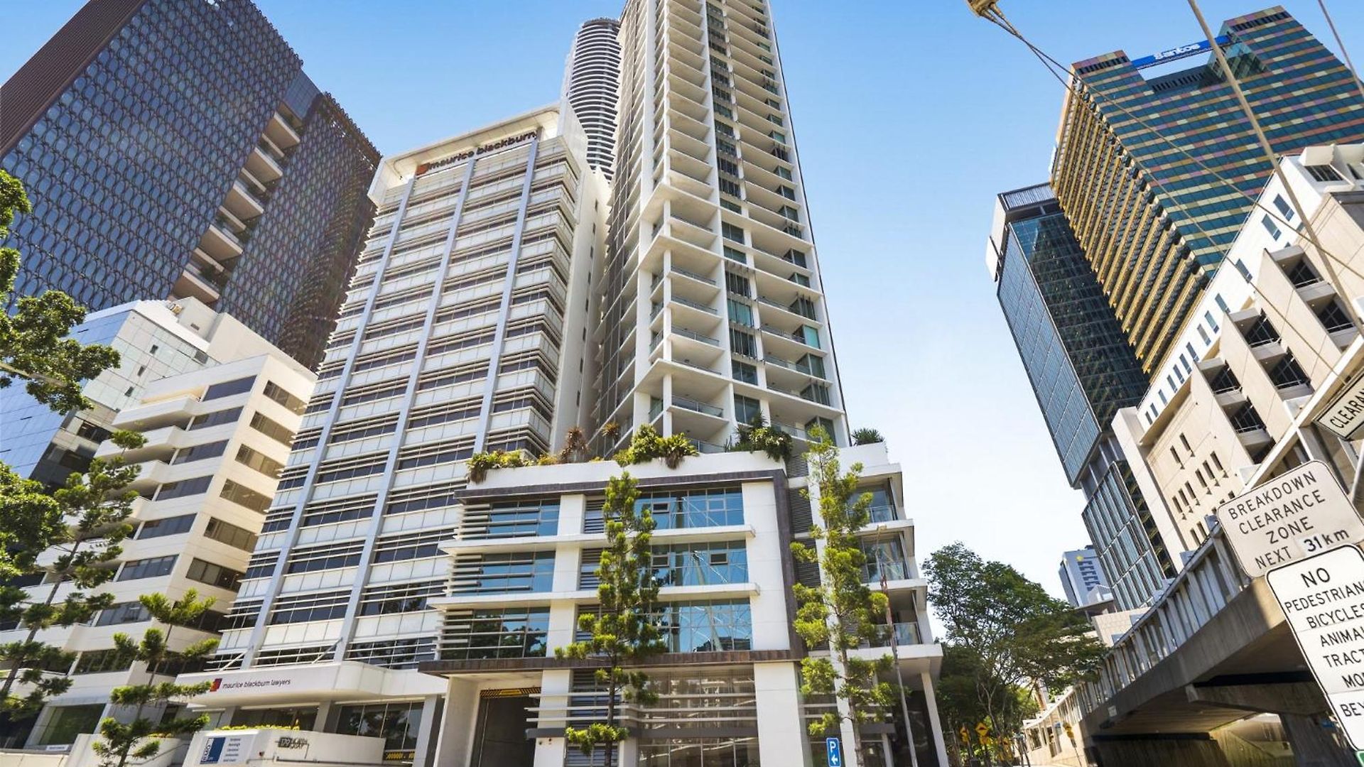 Retreat With Private Balcony * Brisbane