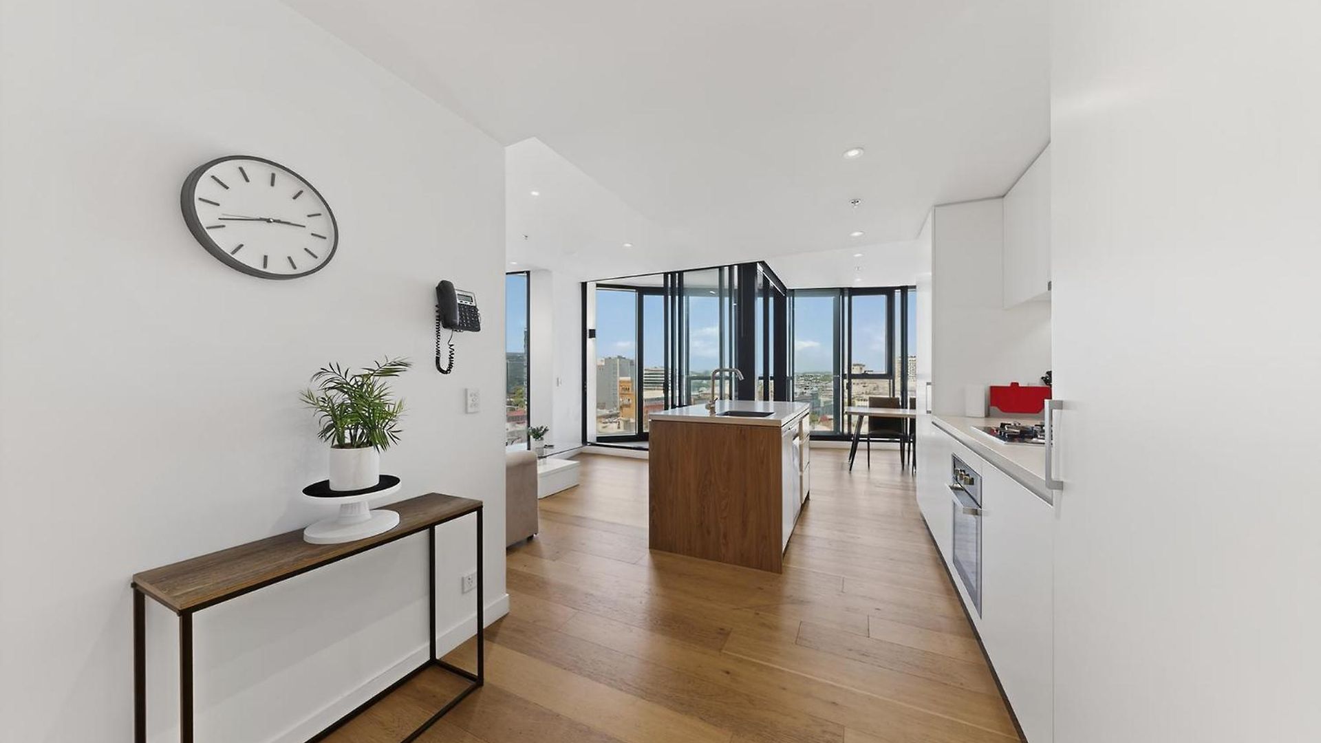Corner 2 Bed With Views Level 11 - Fortitude Valley * Brisbane