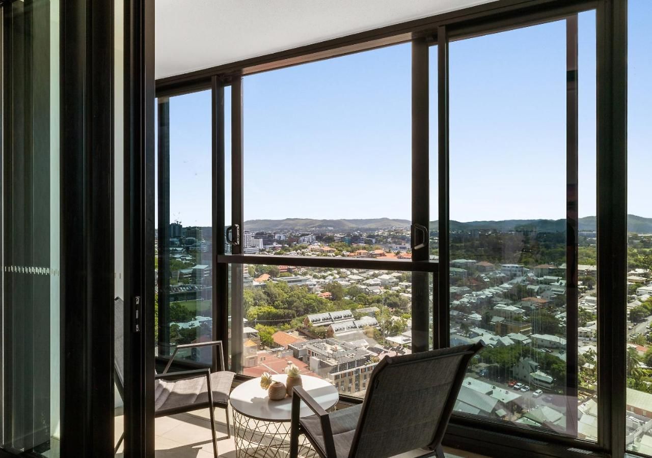 Lights Retreat - Fortitude Valley