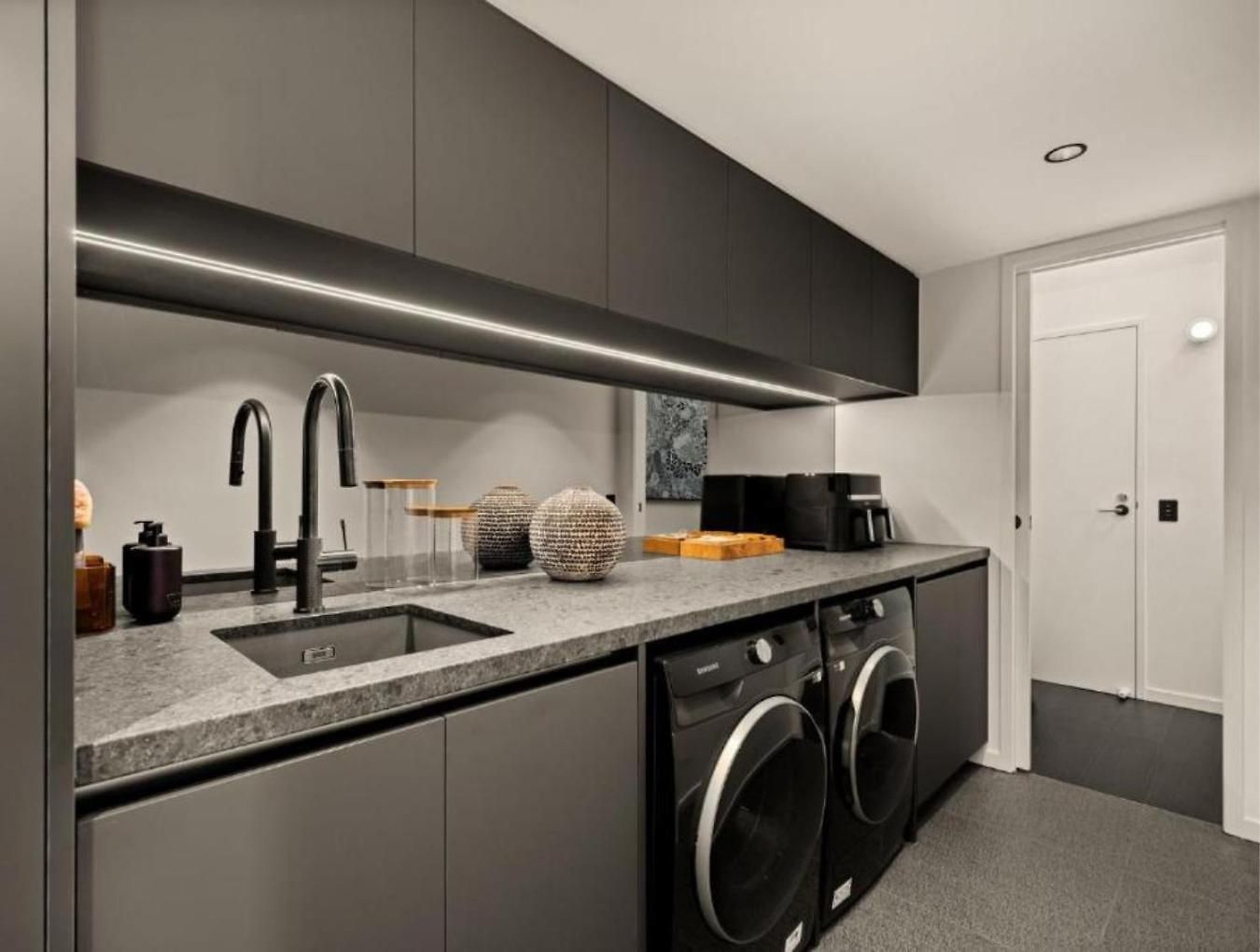 Luxury Woolstore Teneriffe Apartment Brisbane