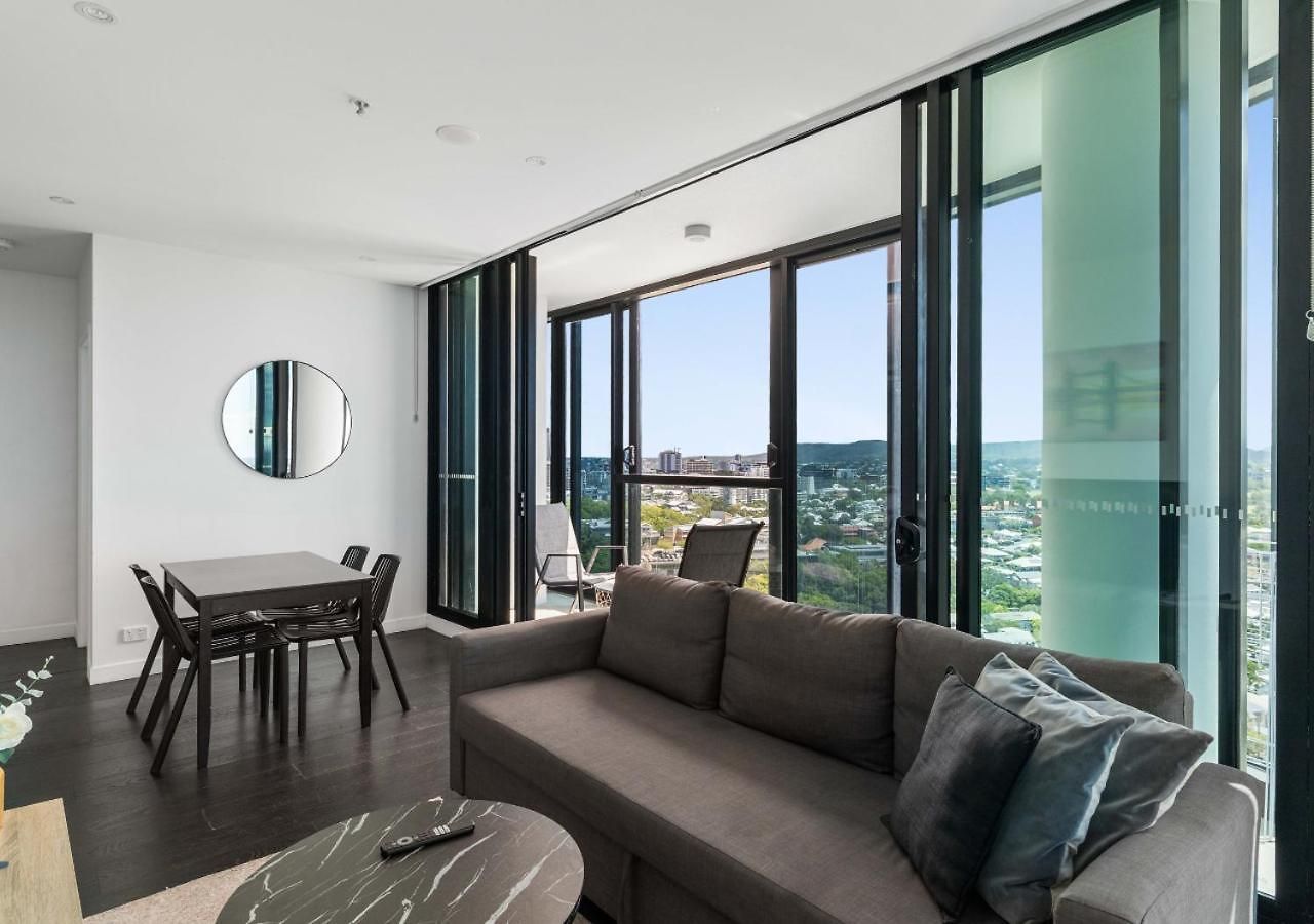 Lights Retreat - Fortitude Valley * Brisbane