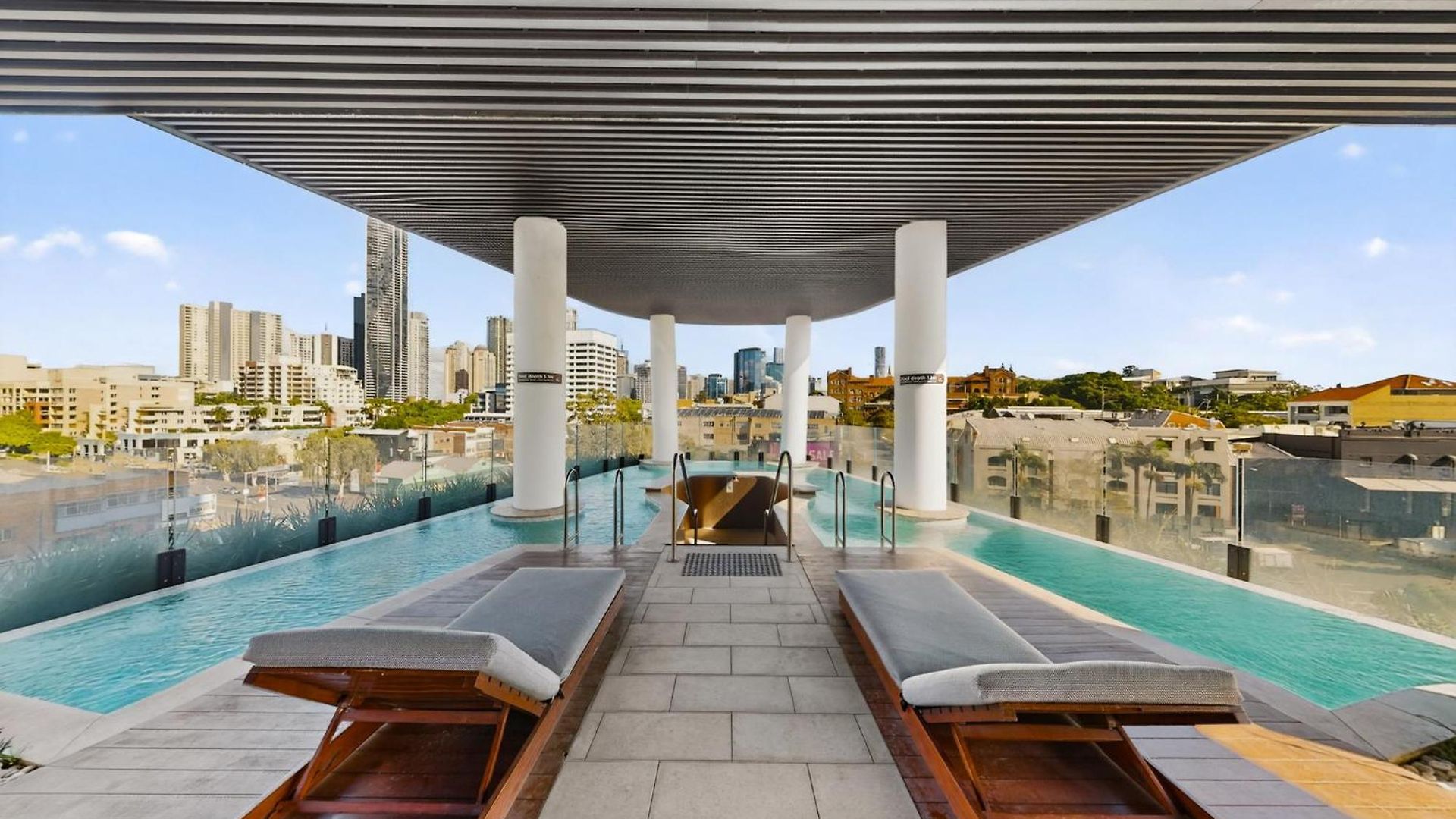 Alfred Street Retreat 2br Parking Pool & Gym Brisbane