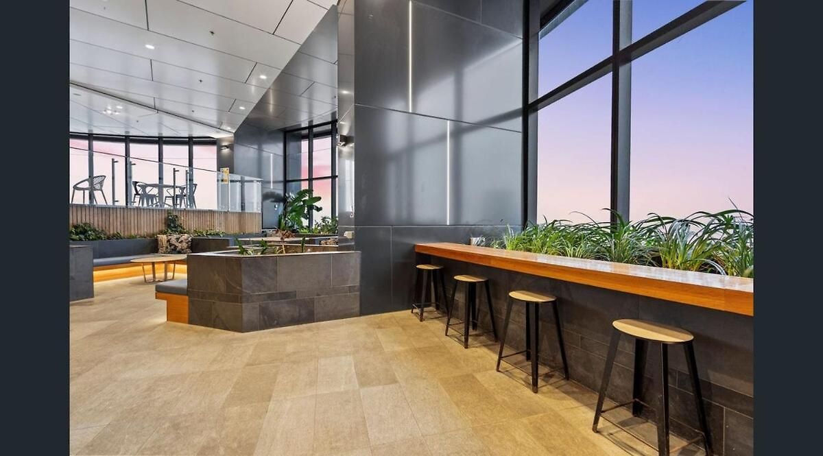 Level 15 Skytower 2br Cbd Retreat Brisbane