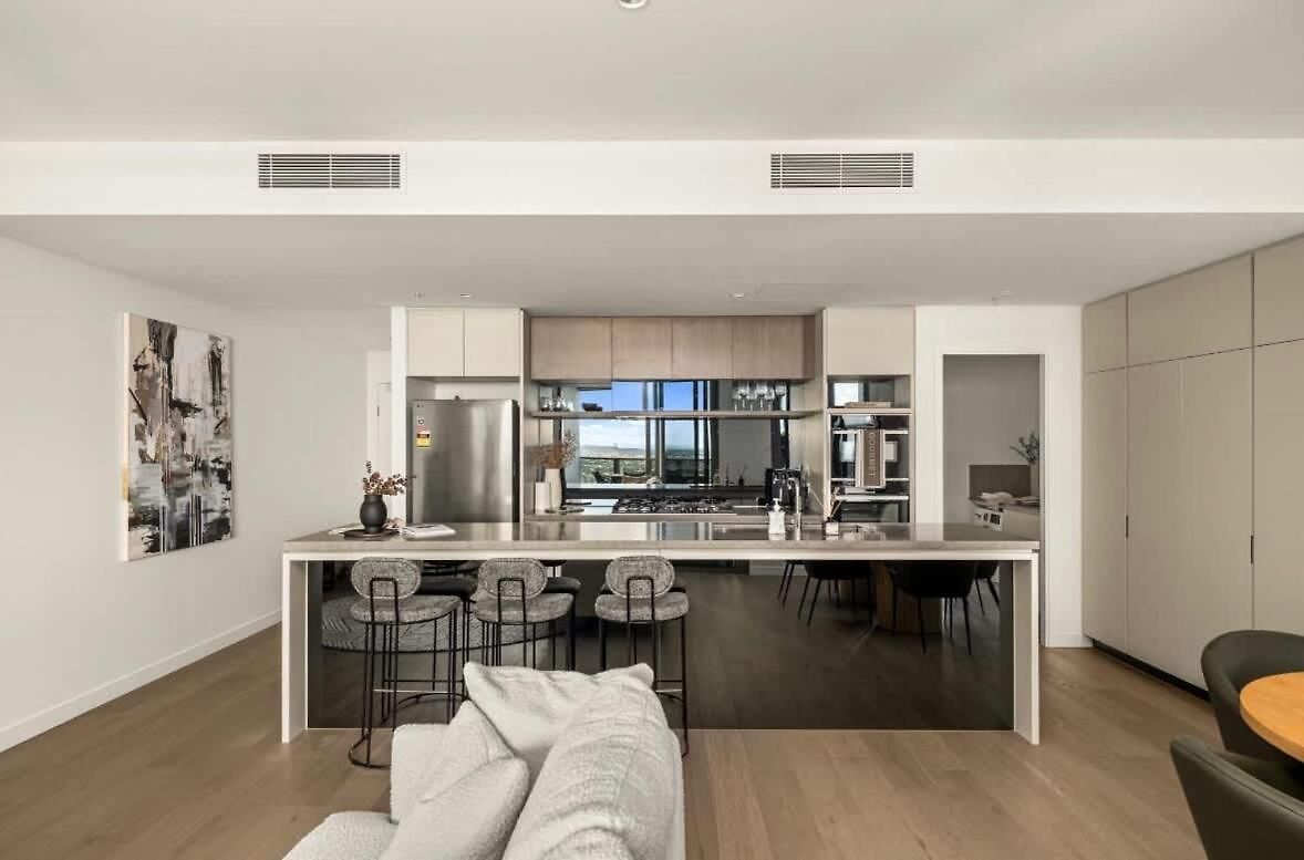 Lavish 3 Bedroom In Queens Wharf With Car Park
