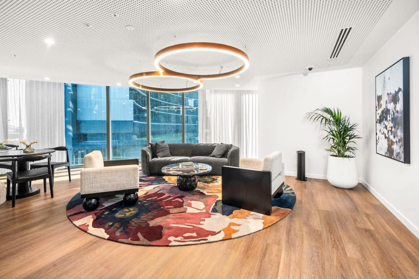 Level 43 Sweeping Skyline Luxury Designer 1br Brisbane