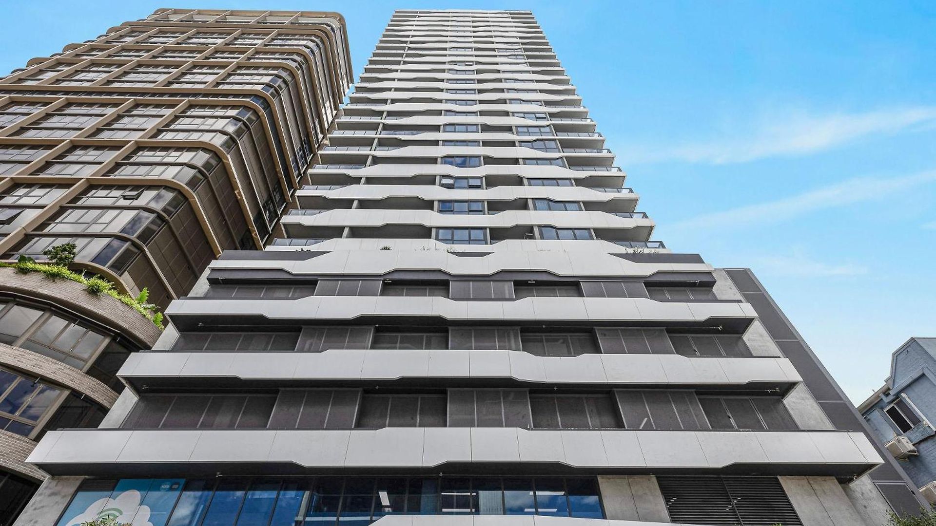 Rooftop Pool 2br In The Heart Of The Valley Apartment Brisbane