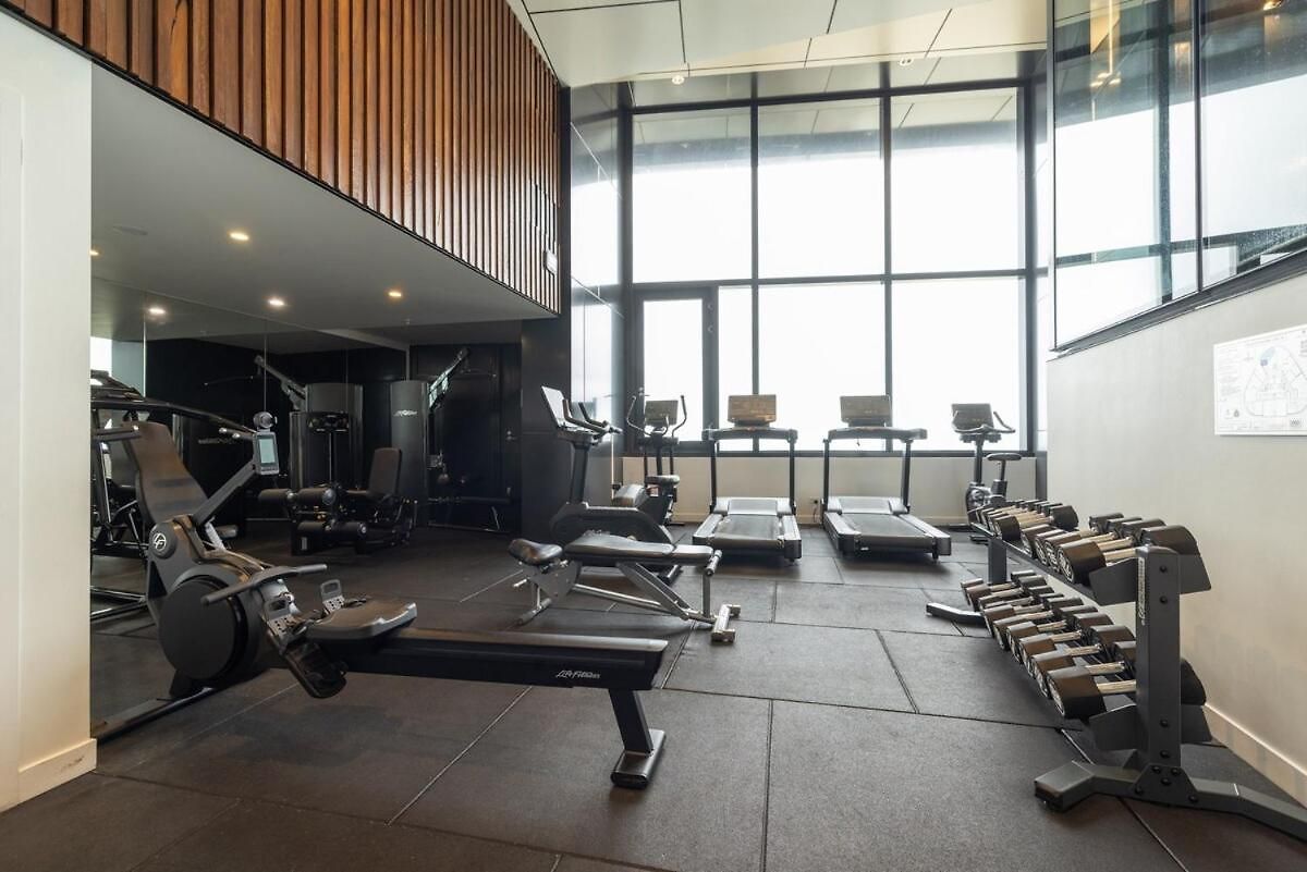 Apartment Stylish Skytower Cbd Getaway - Skyline Pool, Gym, Fast Wi-fi, River Walk, Botanical Gardens Brisbane