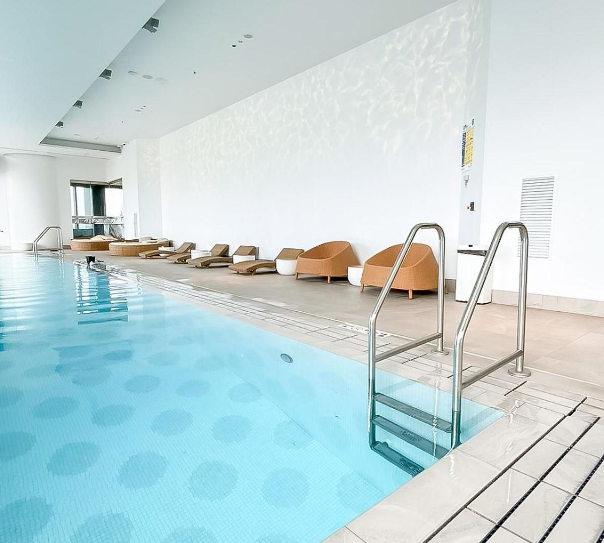 One Sky - Sleep 6 - Pools Cinema Sauna Gym Free Parking Brisbane