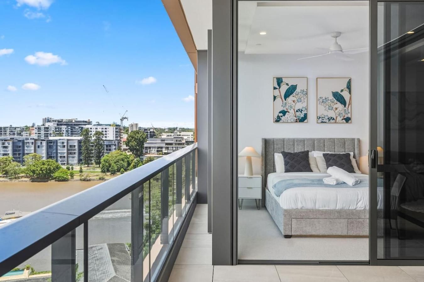 Modern 2br On Coronation Drive, Toowong Apartment *