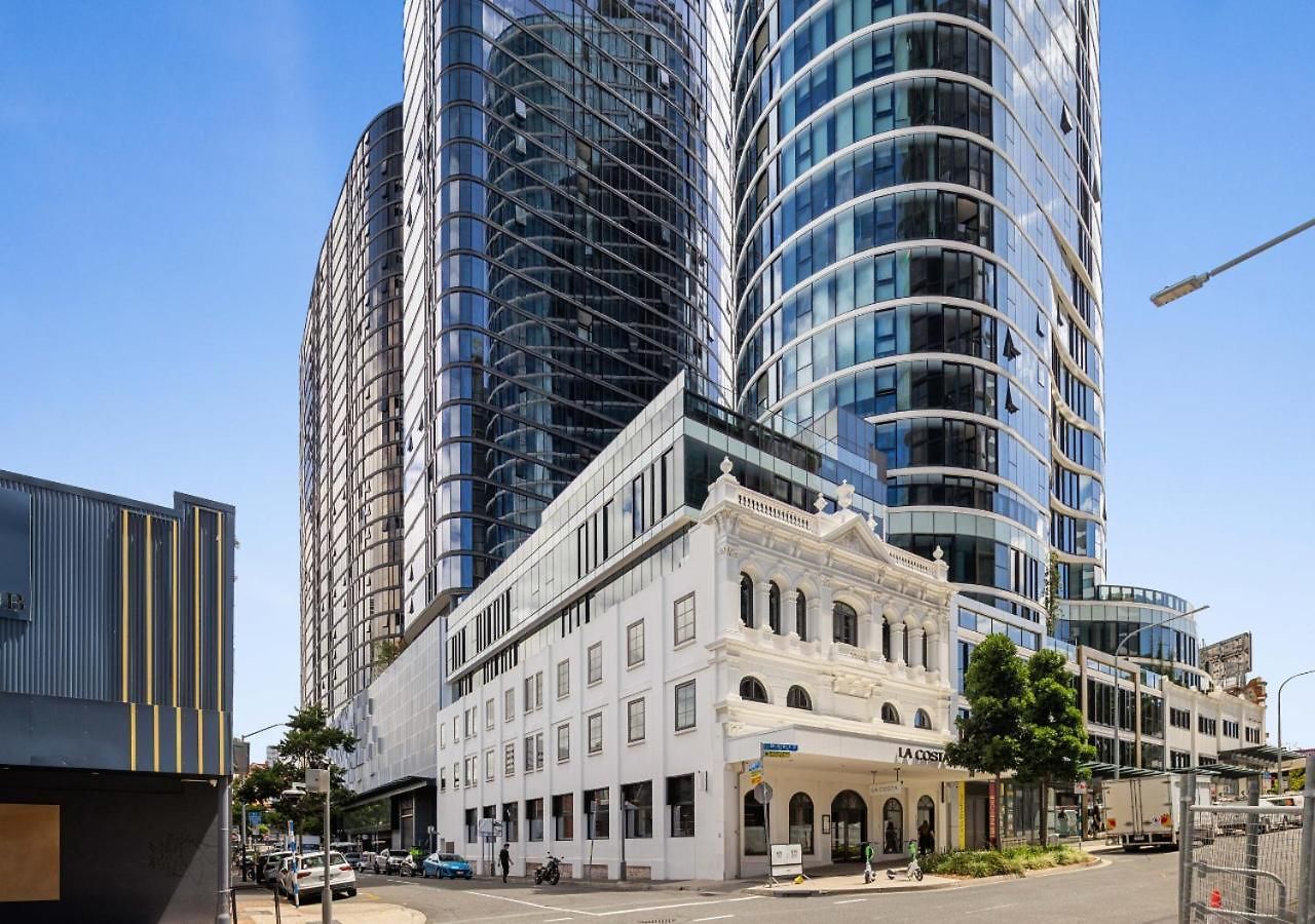 Apartment Lights Retreat - Fortitude Valley