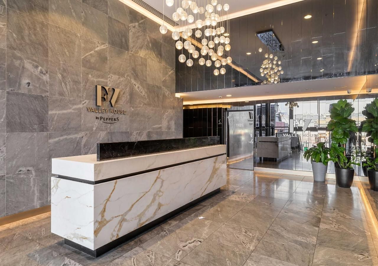 Lights Retreat - Fortitude Valley * Brisbane