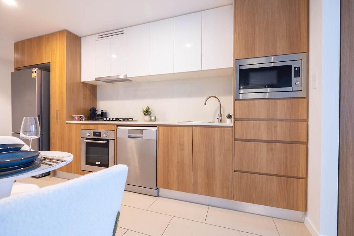 Apartment Stylish Skytower Cbd Getaway - Skyline Pool, Gym, Fast Wi-fi, River Walk, Botanical Gardens
