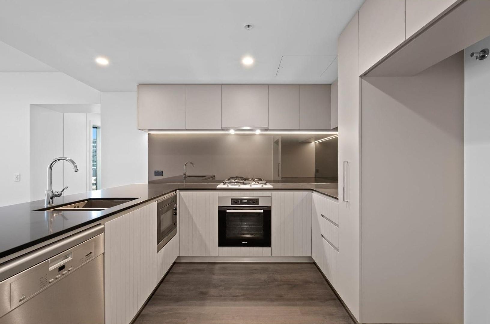 One Sky - Sleep 6 - Pools Cinema Sauna Gym Free Parking * Brisbane