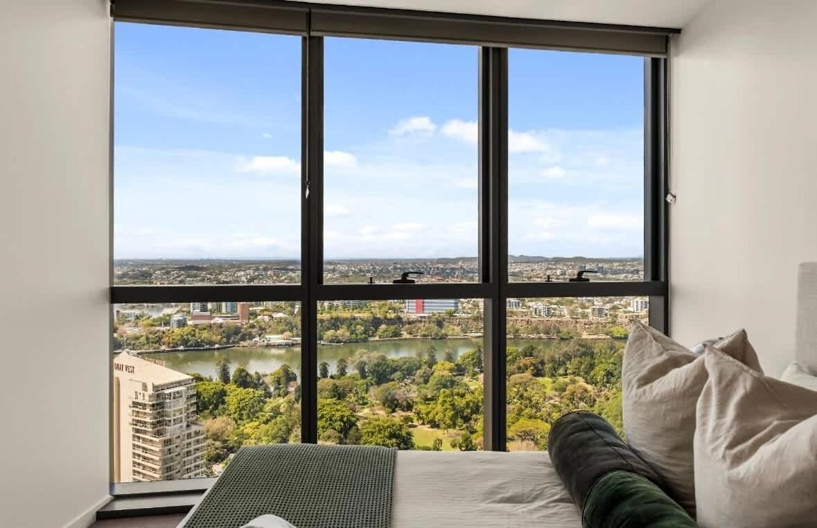 Lavish 3 Bedroom In Queens Wharf With Car Park Apartment Brisbane
