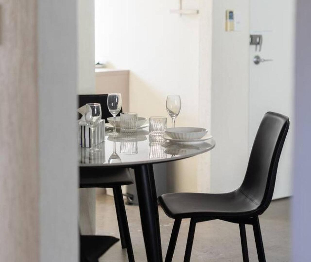 Budget-friendly Tandem Parking Near Everything