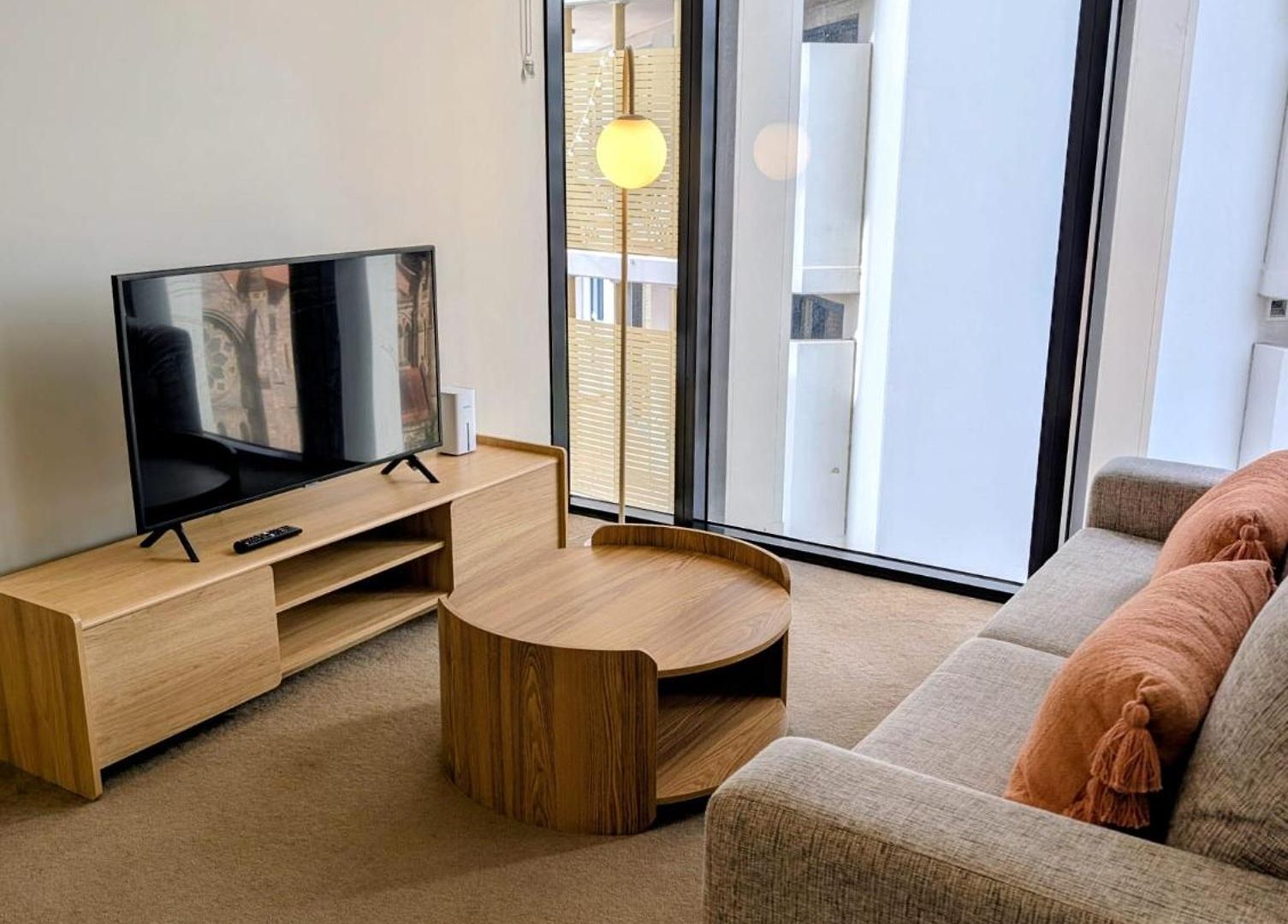 Premium Unit W/ Rooftop Pool In The Heart
