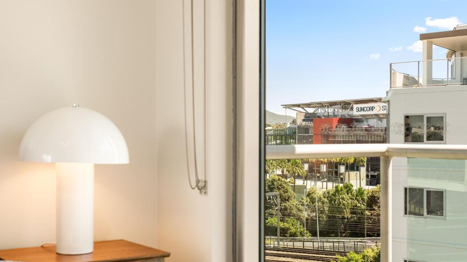 Riverside Living - Walk To Suncorp Stadium Apartment Brisbane