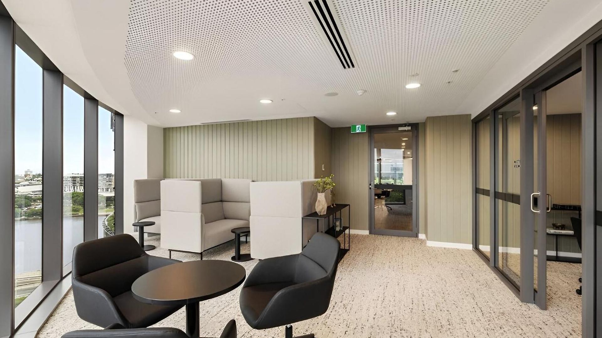 Queen's Wharf | South Bank & River Views | Pool Apartment