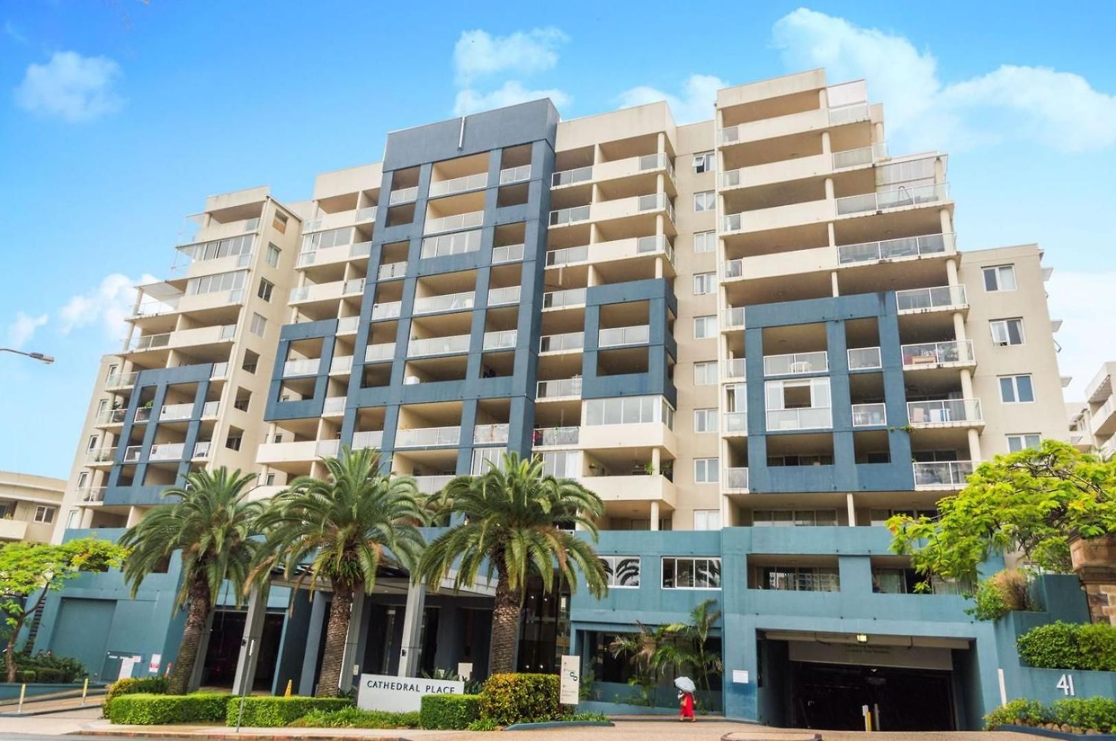 2br With Views, Balcony & Car Park