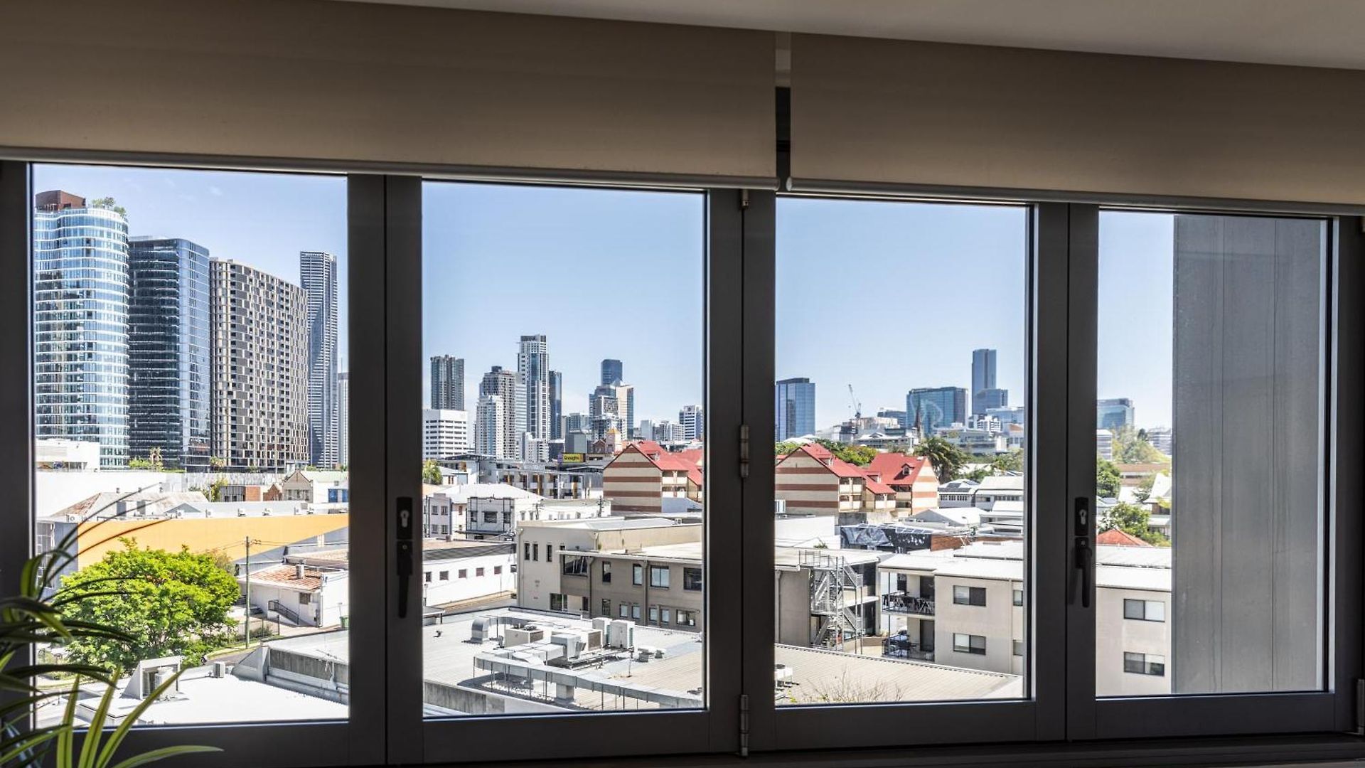 The Ukiyo Valley 2br Free Parking & Pool Apartment *