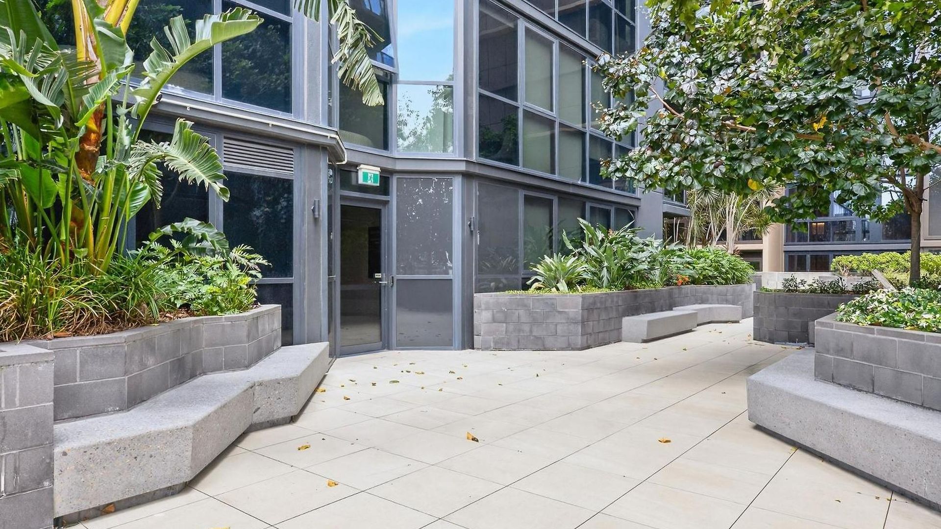 Apartment Rooftop Pool 2br In The Heart Of The Valley *