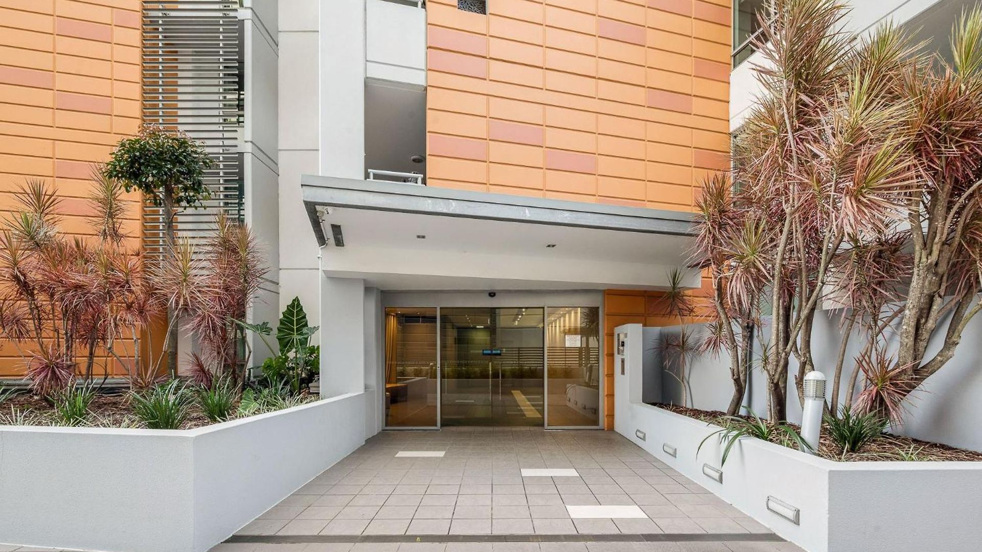 Riverside Living - Walk To Suncorp Stadium * Brisbane