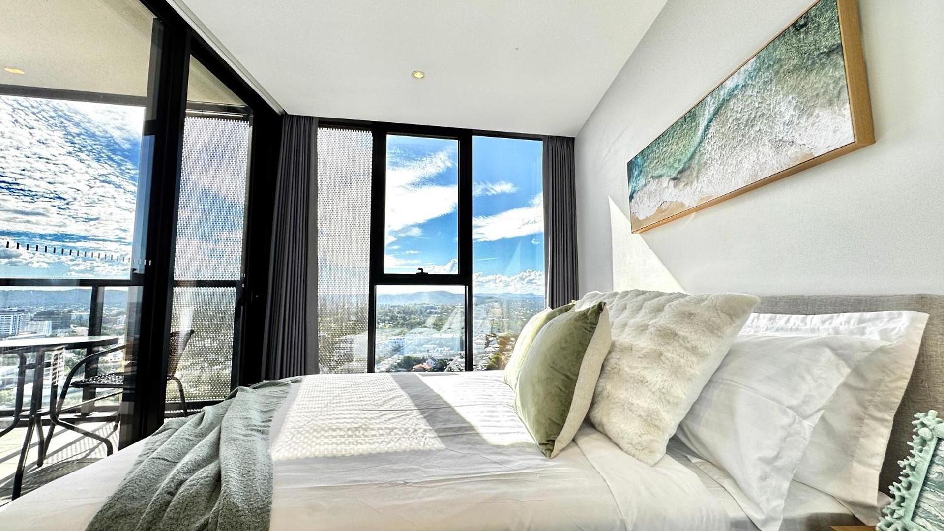 Apartment Fortitude Valley By Flatiron High Floor 2bd
