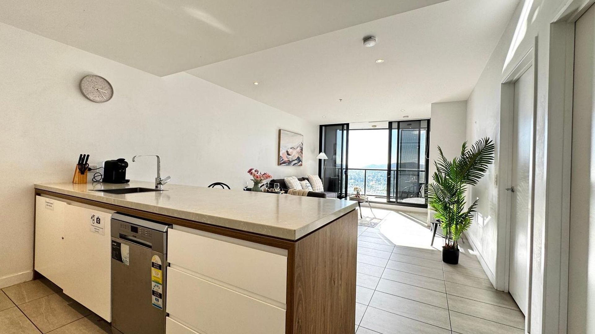 Fortitude Valley By Flatiron High Floor 2bd Apartment *