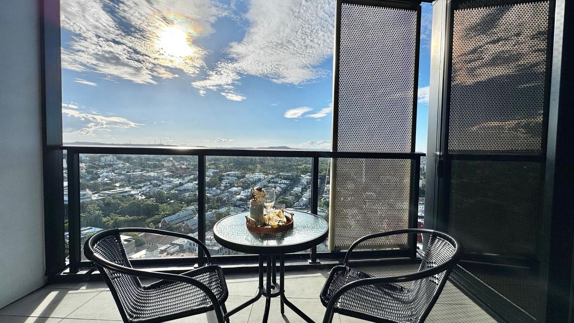 Fortitude Valley By Flatiron High Floor 2bd Apartment *