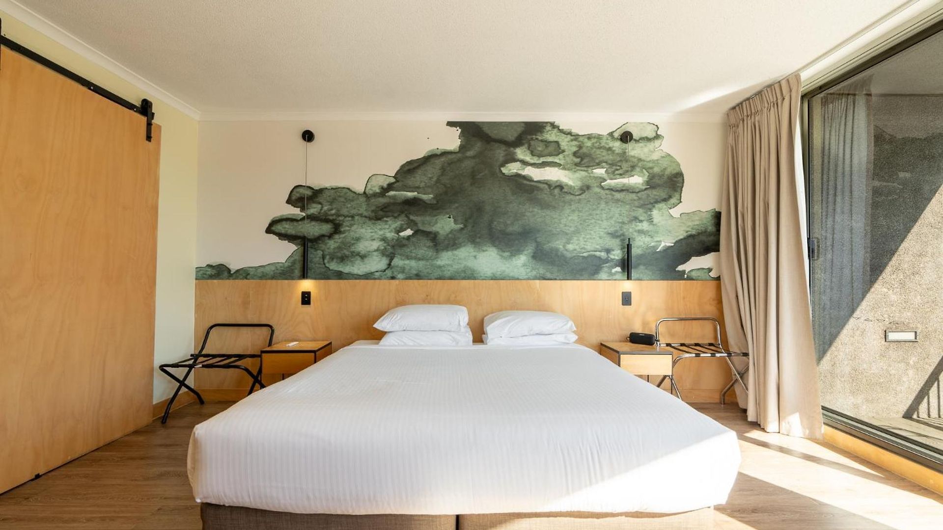 Abbey On Roma & 4* Brisbane