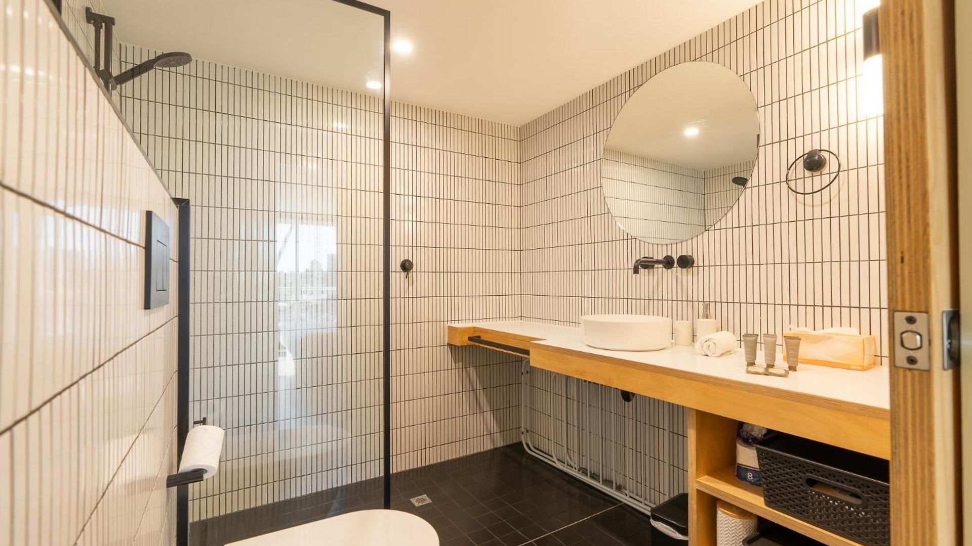 Abbey On Roma & 4* Brisbane