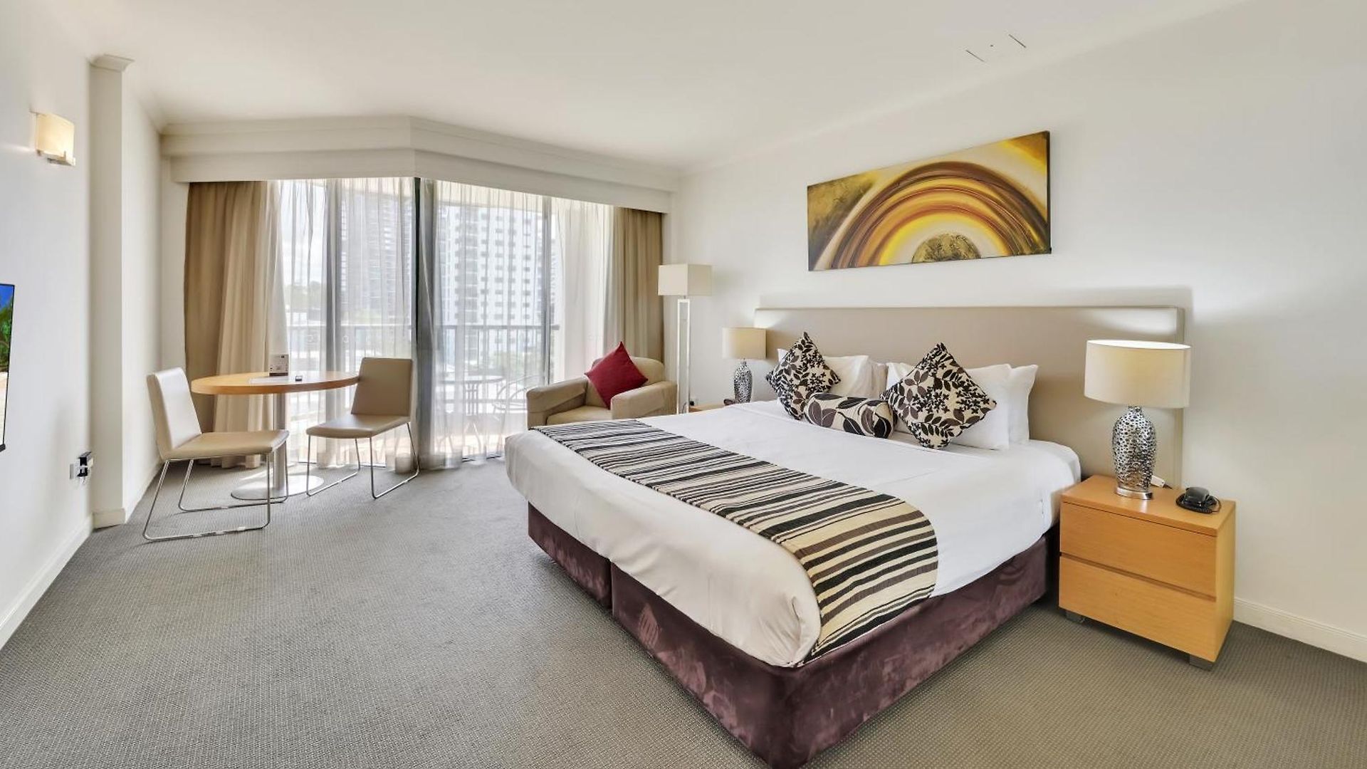 Cosmo Aparthotel