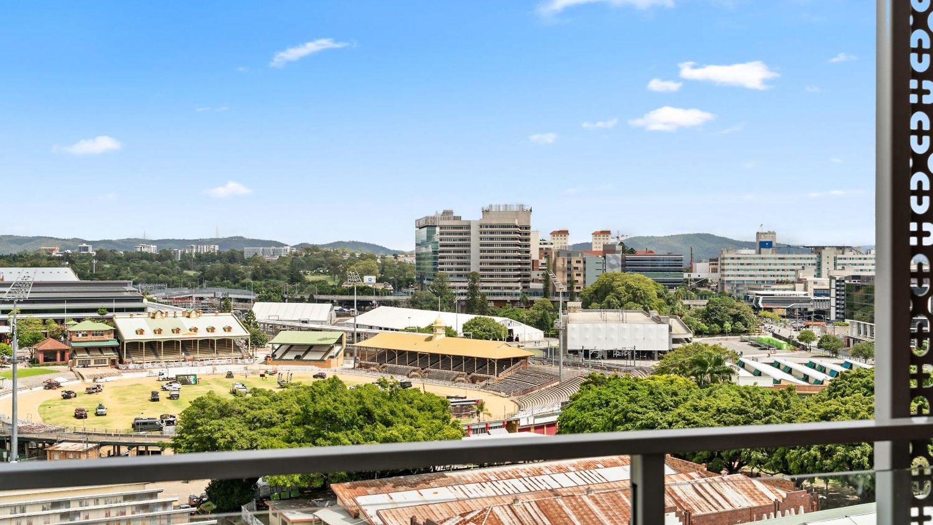 Direct Collective - Pavilion And Governor On Brookes Brisbane