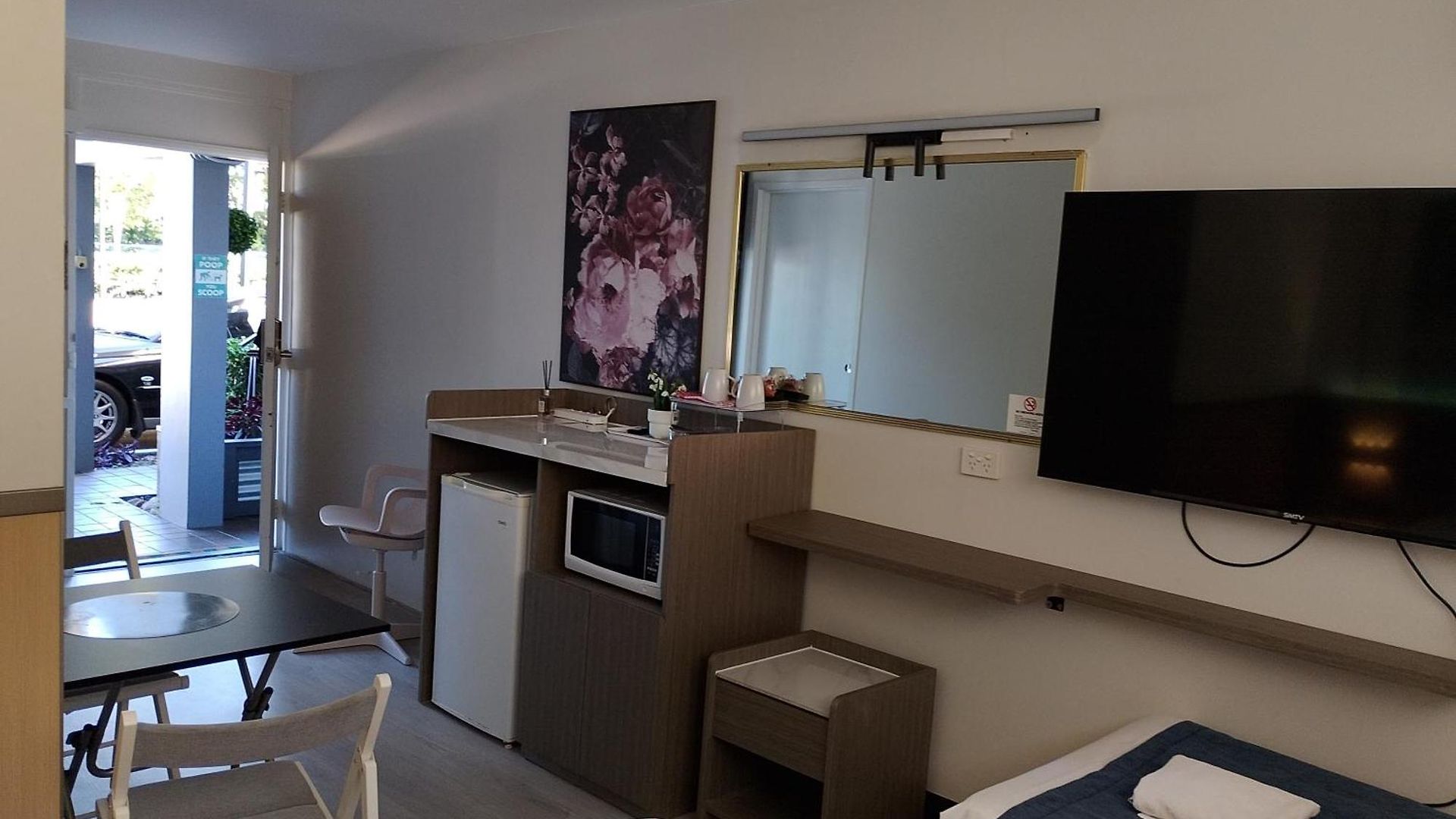 Airway Motel 4*