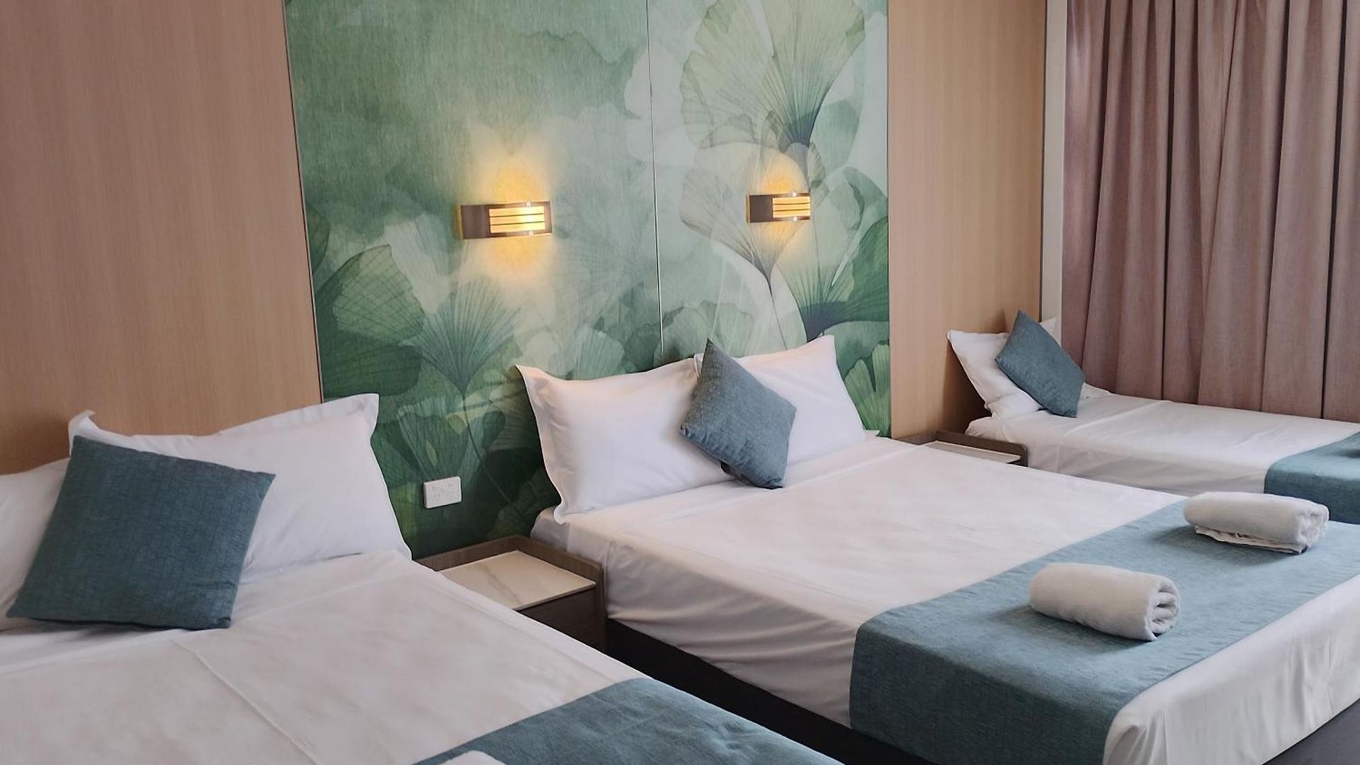 Airway Motel 4*
