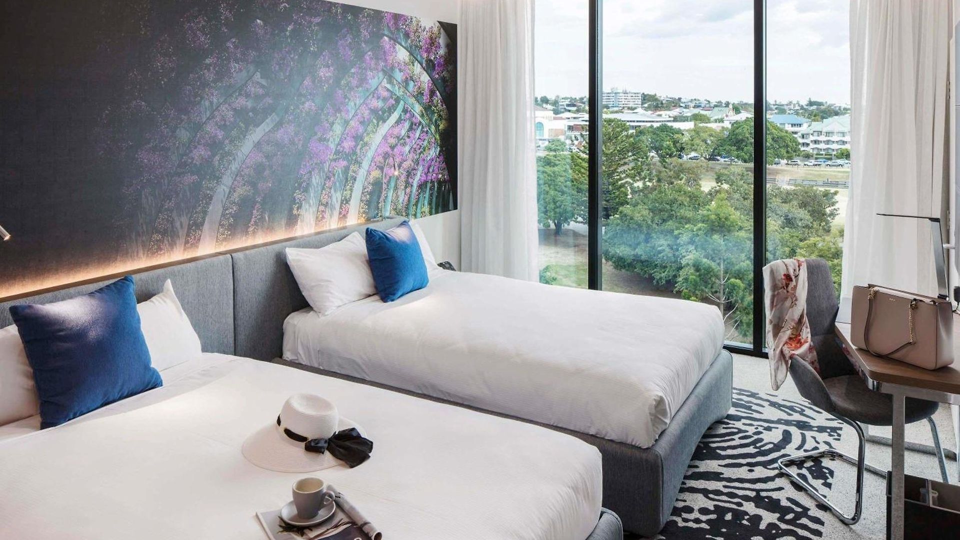 Novotel South Bank Hotel 5*