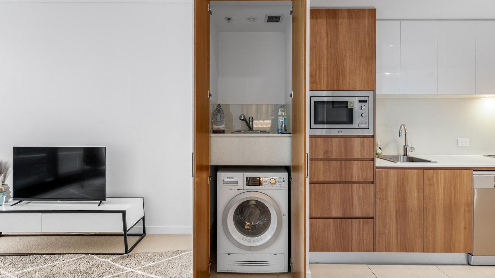 Apartment Cbd Riverview 2bed Kingbed At Tallest Building Brisbane