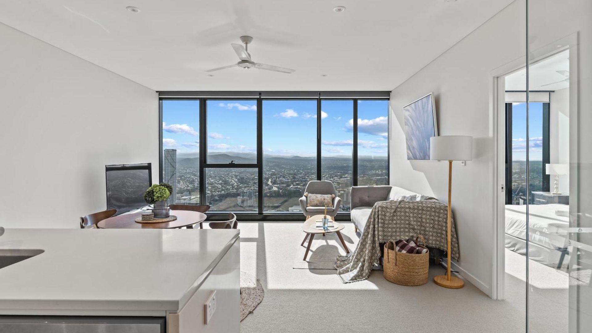 Skyline Heights 3beds Panoramic View Freeparking Brisbane