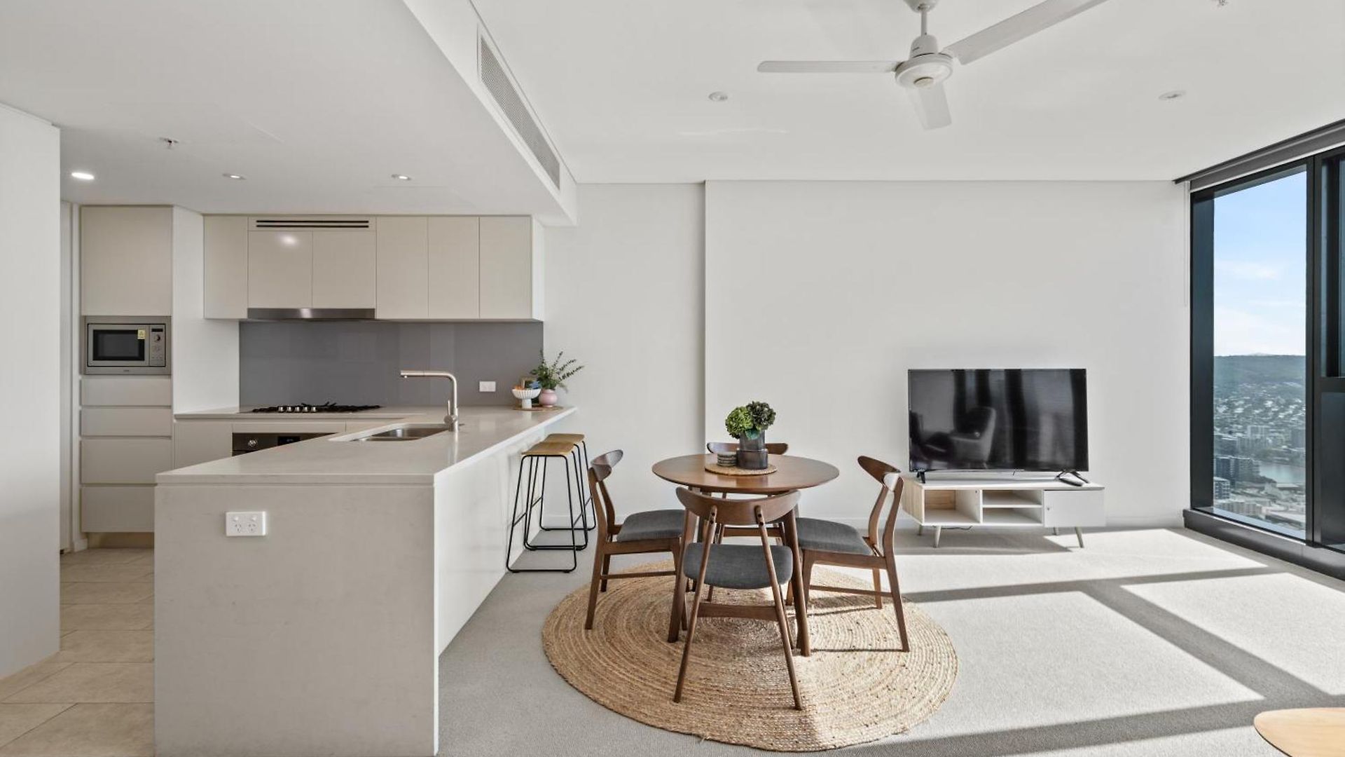 Skyline Heights 3beds Panoramic View Freeparking *