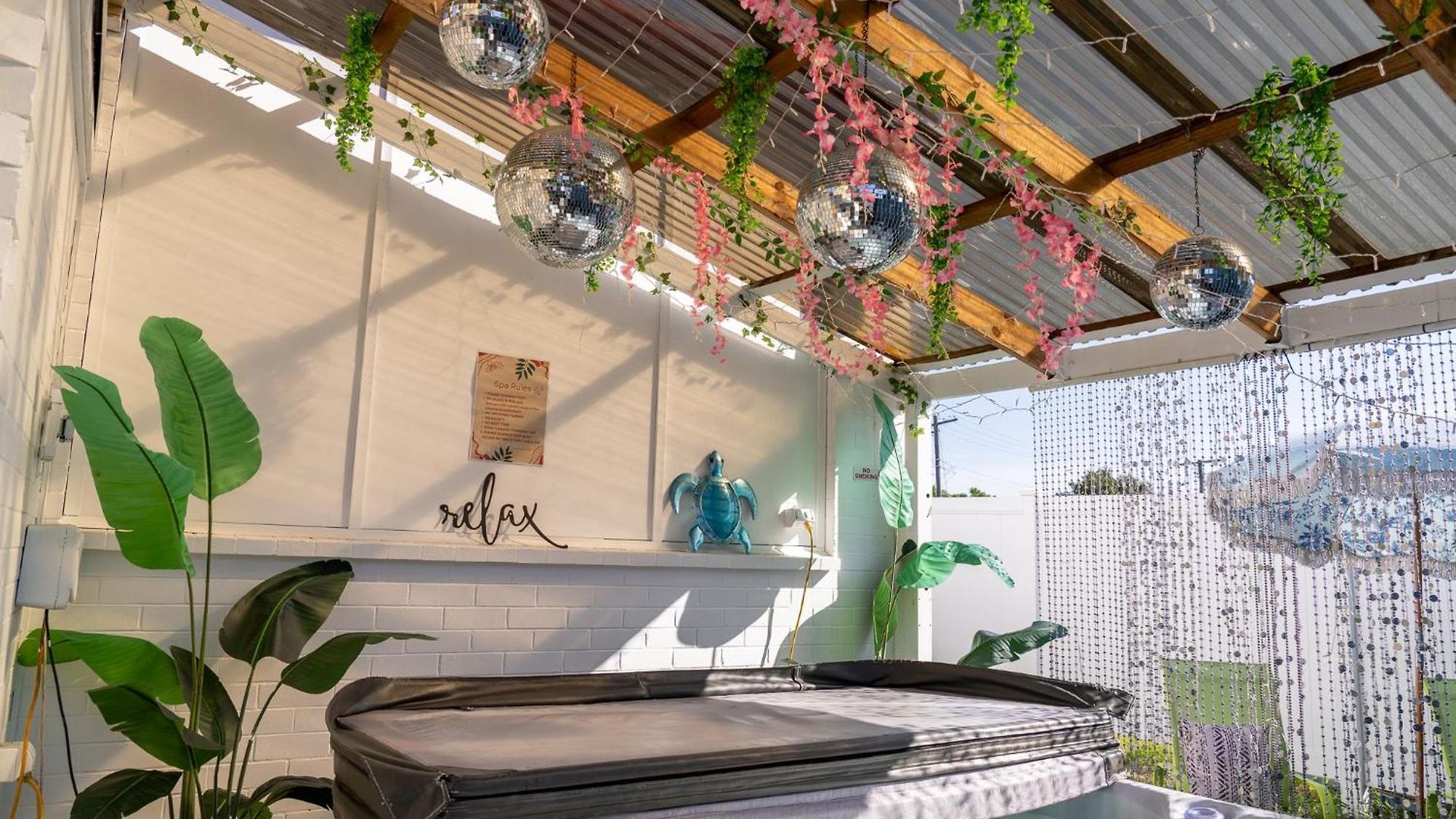 Homestay Hot Tub, Ice Bath, Gym, Sauna, Pool Table Coorparoo Haven