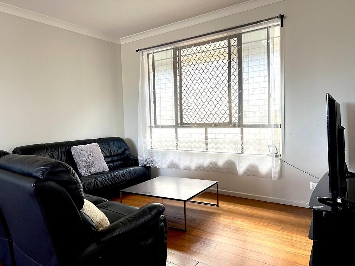 14a Convenient Ensuite In Coopers Plains Country house Brisbane