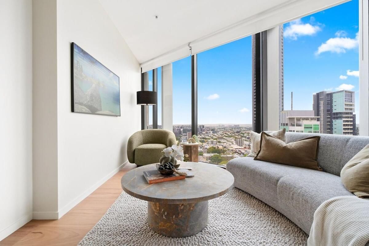 The Story - 2bed-2bath-2car-pool-views - Cbd Apartment Brisbane