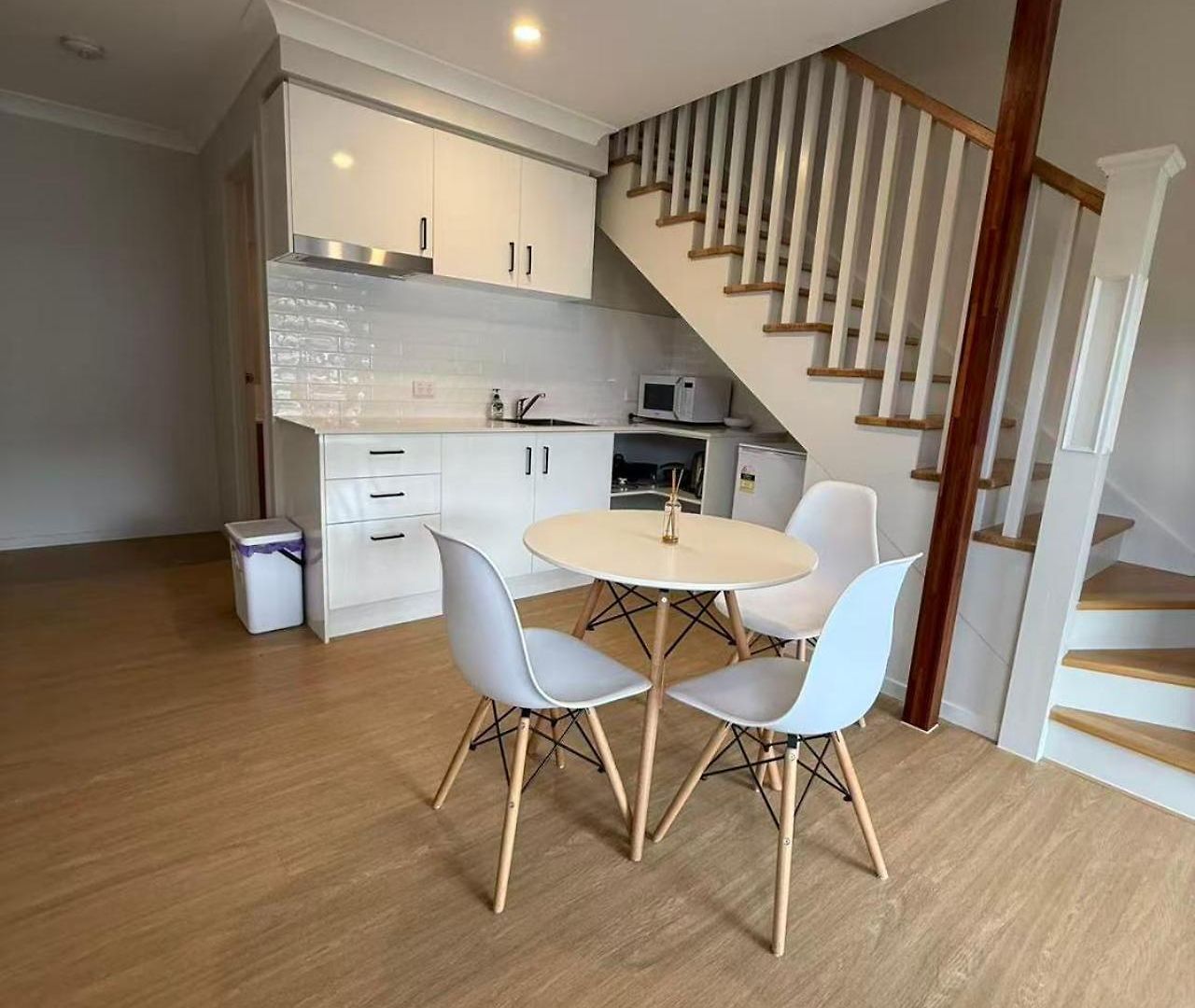 Homestay Cozy Sunnybank Base - Unit 3 | Near Shops & Eats *
